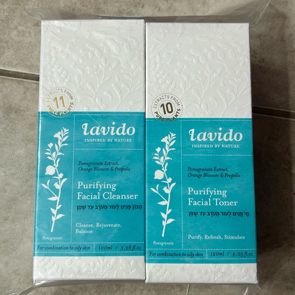 Lavido facial cleanser and toner brand new